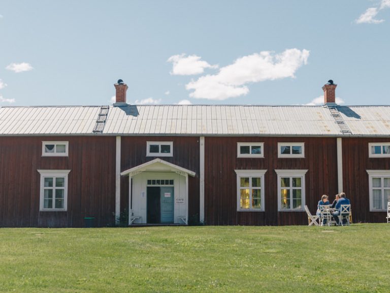 Sjungaregården
